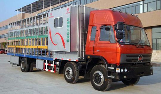 程力廣告汽車(chē)