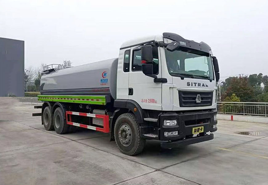 鶴崗凱力牌灑水車(chē)改裝店：打造一流的駕駛體驗(yàn)
