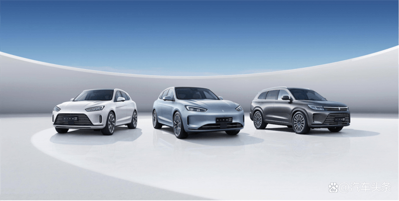 問界 M7 對標的是特斯拉的 Model Y
