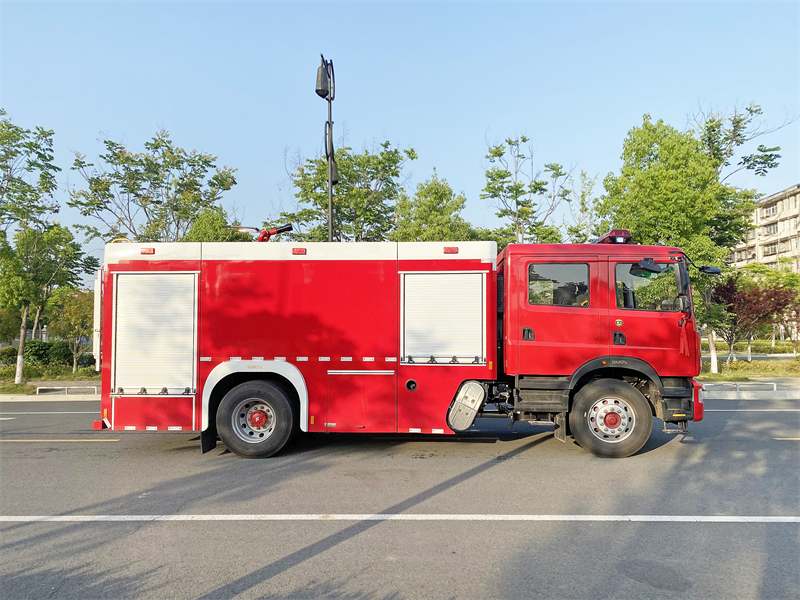 云南省通訊指揮消防車定制及品牌推薦
