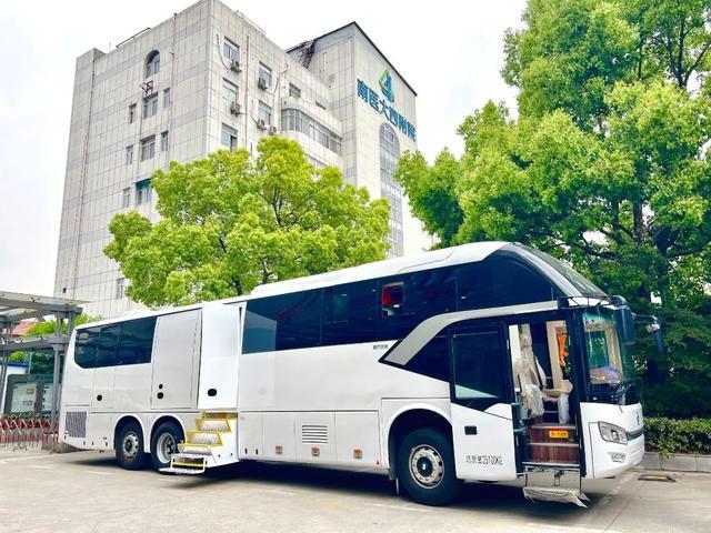 移動(dòng)車(chē)載CT車(chē)助力江北新區(qū)衛(wèi)生健康局新冠疫情防控工作